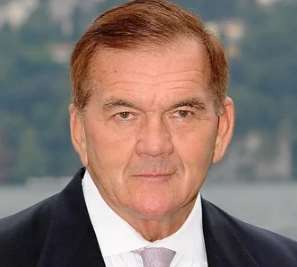 Tom Ridge Birthday, Real Name, Age, Weight, Height, Family, Facts ...