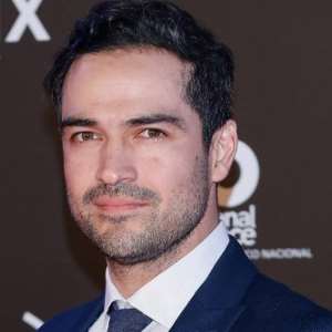 Alfonso Herrera Birthday Real Name Age Weight Height Family Contact Details Wife Affairs Bio More Notednames