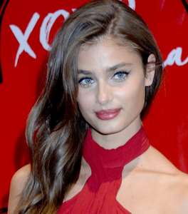 Taylor Hill Birthday, Real Name, Age, Weight, Height, Family, Facts ...