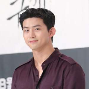 Ok Taecyeon Birthday, Real Name, Age, Weight, Height, Family, Facts ...