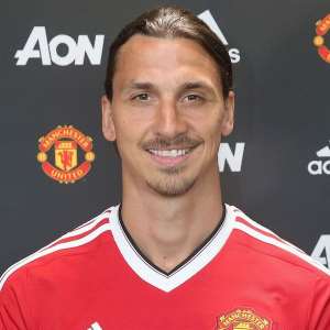 Zlatan Ibrahimovic Birthday, Real Name, Age, Weight, Height, Family, Contact Details, Girlfriend ...