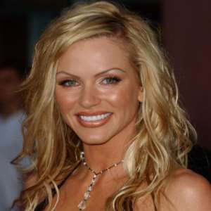 Nikki Ziering Birthday, Real Name, Age, Weight, Height, Family, Facts ...