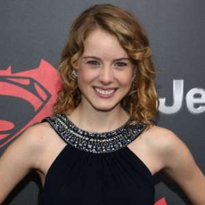Laura Slade Wiggins Birthday Real Name Age Weight Height