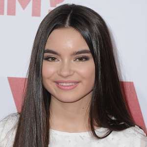 Landry Bender Birthday, Real Name, Age, Weight, Height, Family, Facts ...