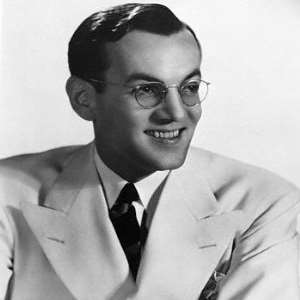 Glenn Miller Birthday, Real Name, Age, Weight, Height, Family, Facts ...
