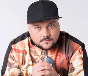 Charlie Sloth Birthday, Real Name, Age, Weight, Height, Family, Facts ...