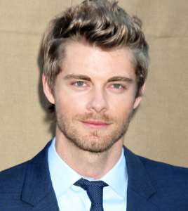 Luke Mitchell Birthday, Real Name, Age, Weight, Height, Family, Facts ...