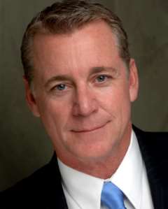 Robert Curtis Brown Birthday, Real Name, Age, Weight, Height, Family ...
