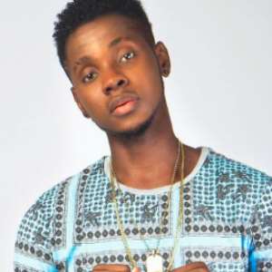 Kizz Daniel Birthday, Real Name, Age, Weight, Height, Family, Facts ...