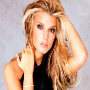 Jessica Simpson Birthday, Real Name, Age, Weight, Height, Family, Facts ...