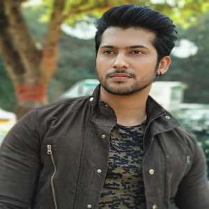 Namish Taneja Birthday, Real Name, Age, Weight, Height, Family, Facts 