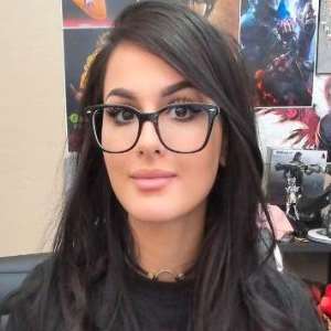 SSSniperWolf Birthday, Real Name, Age, Weight, Height, Family, Facts ...