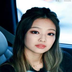 Jennie Kim Birthday, Real Name, Age, Weight, Height, Family, Facts ...