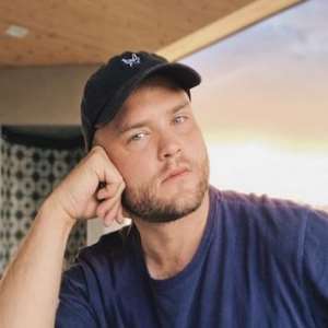 Jeffrey Cyrus Birthday, Real Name, Age, Weight, Height, Family, Facts ...