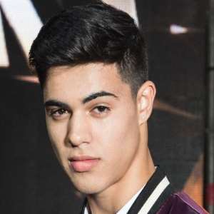 Jonathan Mergui Birthday, Real Name, Age, Weight, Height, Family, Facts ...
