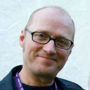 Ade Edmondson Birthday, Real Name, Age, Weight, Height, Family, Facts ...