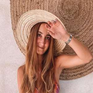 Lucia Pombo Birthday, Real Name, Age, Weight, Height, Family, Facts ...