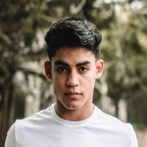 Alejandro Rosario Birthday, Real Name, Age, Weight, Height, Family ...