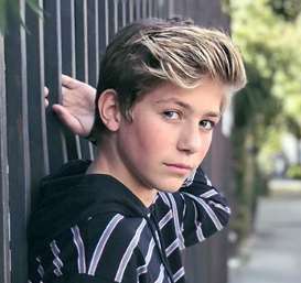 Walker Bryant (Actor) Birthday, Real Name, Age, Weight, Height, Family ...