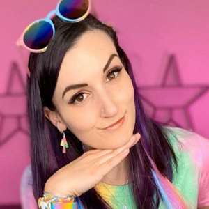 LaurenzSide Birthday, Real Name, Age, Weight, Height, Family,Dress Size