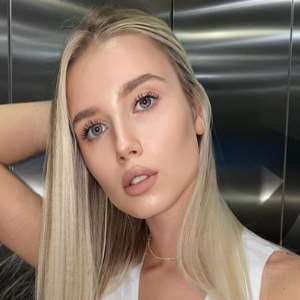 Polina Atomo Birthday, Real Name, Age, Weight, Height, Family, Facts ...