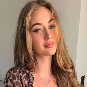 Iulia Valentina Birthday, Real Name, Age, Weight, Height, Family, Facts ...