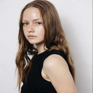 Amelie Hoeferle Birthday, Real Name, Age, Weight, Height, Family, Facts ...