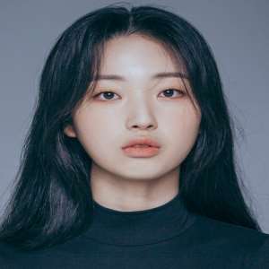 Kim Jin-young Birthday, Real Name, Age, Weight, Height, Family, Facts ...