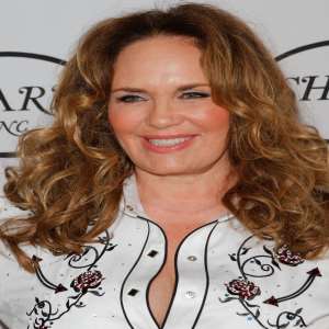 Catherine Bach Birthday, Real Name, Age, Weight, Height, Family, Facts ...