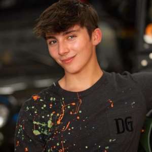 Donlad Dougher Birthday, Real Name, Age, Weight, Height, Family, Facts ...