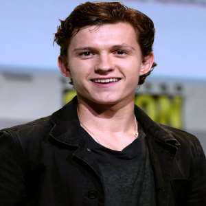 Tom Holland Birthday, Real Name, Age, Weight, Height ...