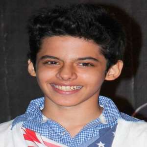 Darsheel Safary Birthday, Real Name, Age, Weight, Height, Family, Facts ...