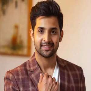 Prabhat Chaudhary Birthday, Real Name, Age, Weight, Height, Family ...