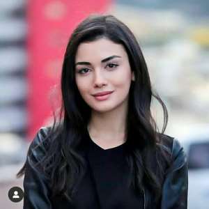 Ozge Yagiz Birthday, Real Name, Age, Weight, Height, Family, Facts ...