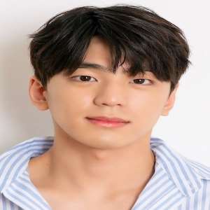 Kim Min-gue Birthday, Real Name, Age, Weight, Height, Family, Facts ...