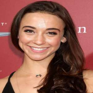 Stella Maeve Birthday, Real Name, Age, Weight, Height, Family, Facts ...