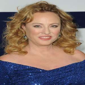 Virginia Madsen Birthday, Real Name, Age, Weight, Height, Family, Facts 