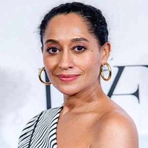 Tracee Ellis Ross Birthday, Real Name, Age, Weight, Height, Family ...