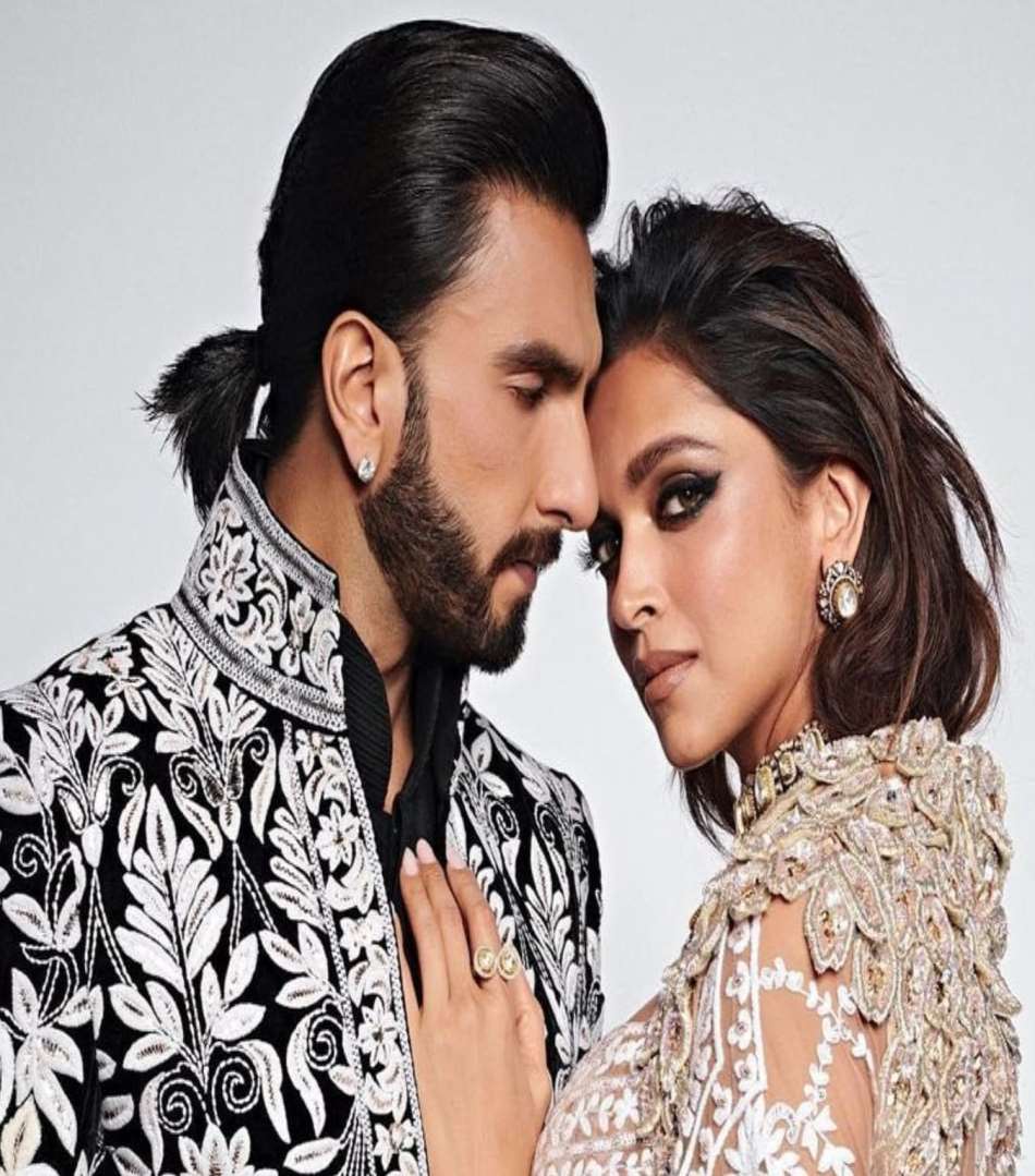 Deepika Padukone And Ranveer Singh Announce Pregnancy - Notednames