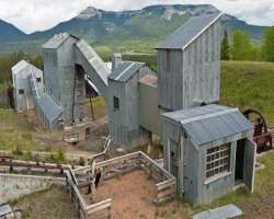 The town is now covered with old and rusty mining tracks and facility and long grass which was listed in Canada's mining history and in today's era, i