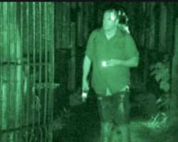 Some people also say stories about the ghost in the island. There is also an interesting story about the prison guard who saw a prisoner who was tryin