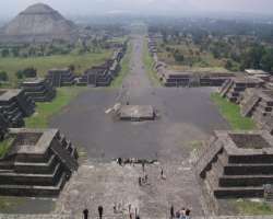 The two of the most famous pyramids in the city are the Sun Pyramid and the Moon Pyramid. Sometimes, its structure looks like a big computer circuit b