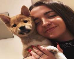She is an animal lover and loves to play with them in her free time.