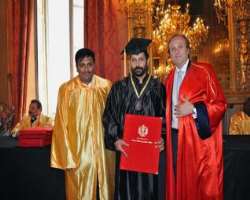 He was awarded an Honorary Doctorate of Fine Arts in Acting by People's University of Milan in 2011.