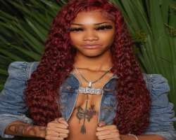The star is a tattoo freak and has inked a number of tattoos on her different body parts.
