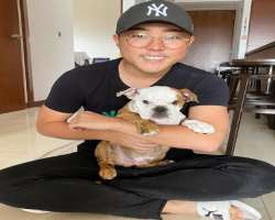 He has a pet dog named Maki He has a pet dog named Maki.