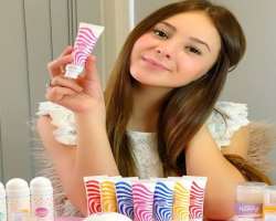 The star endorses various brands including mercihandy, clear start, Dermalogicaaus through her Instagram The star endorses various brands including mercihandy, clear start, Dermalogicaaus through her Instagram.