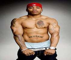 Like other rappers, Nelly is also a tattoo freak and has a number of tattoos including Playing Cards, Moses, Bloody Heart and more.