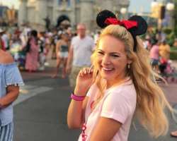 Kayla visited Disneyland in July 2019.