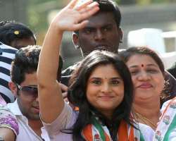 Not only she is a fabulous actress but also has the desire to serve the nation and joined Indian National Congress in 2012. She became a Member of Par